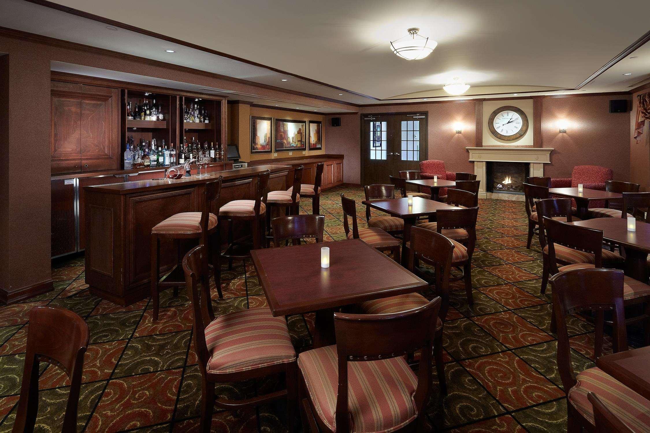 Hampton Inn & Suites Montreal-Dorval Restaurante foto