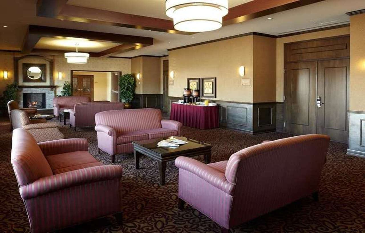 Hampton Inn & Suites Montreal-Dorval Exterior foto